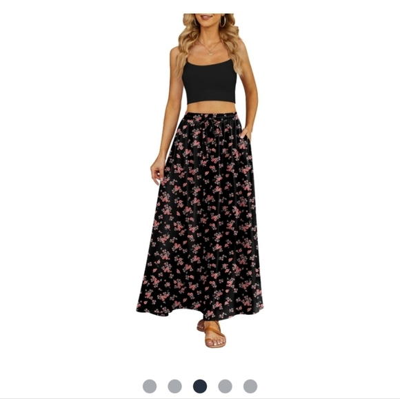 Floral Black Maxi Skirt With Pockets - Picture 3 of 5
